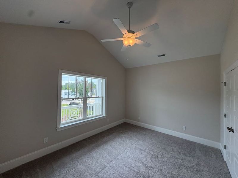 Spacious, unfurnished interior of a new home in Riverside Cove, Wilmington (Image 12).
