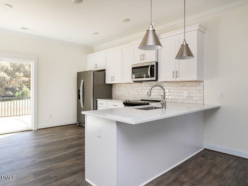 10 1191_PerkinsonRd Kitchen1_MLS 10 1191_PerkinsonRd Kitchen1_MLS