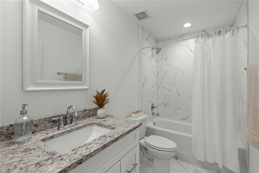 Furnished interior view inside a new home in , Dunnellon (Image 13).
