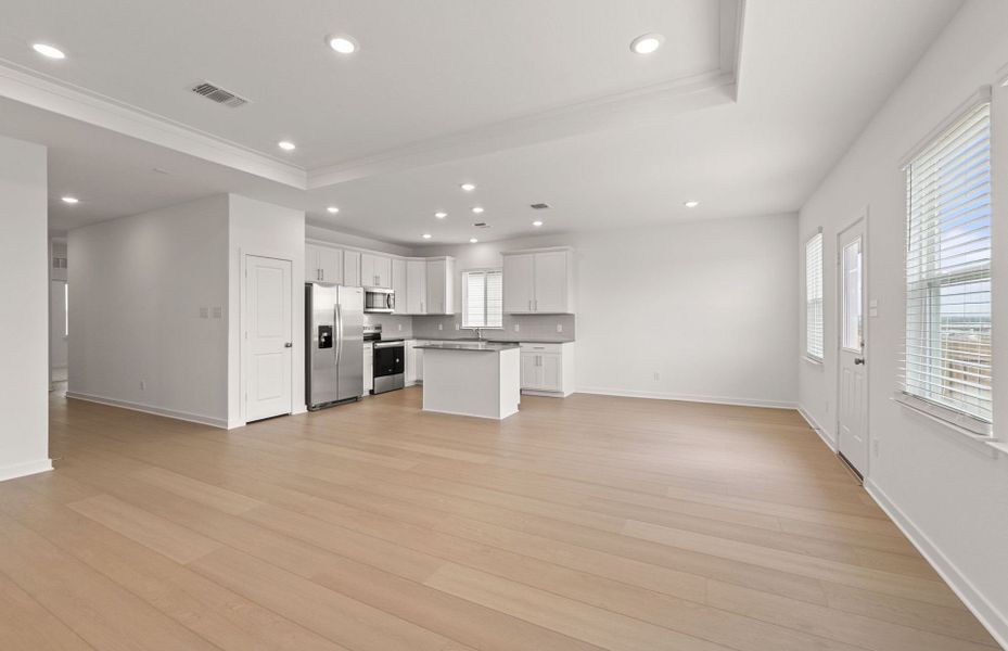 Spacious, unfurnished interior of a new home in Skyview, Belton (Image 22).
