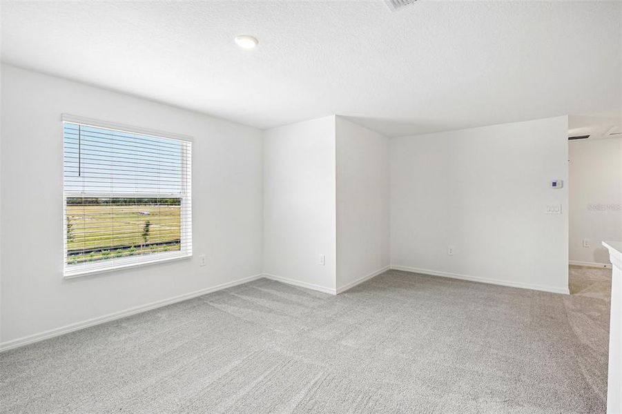 Spacious, unfurnished interior of a new home in Southpointe, Palmetto (Image 30). Spacious, unfurnished interior of a new home in Southpointe, Palmetto (Image 30).