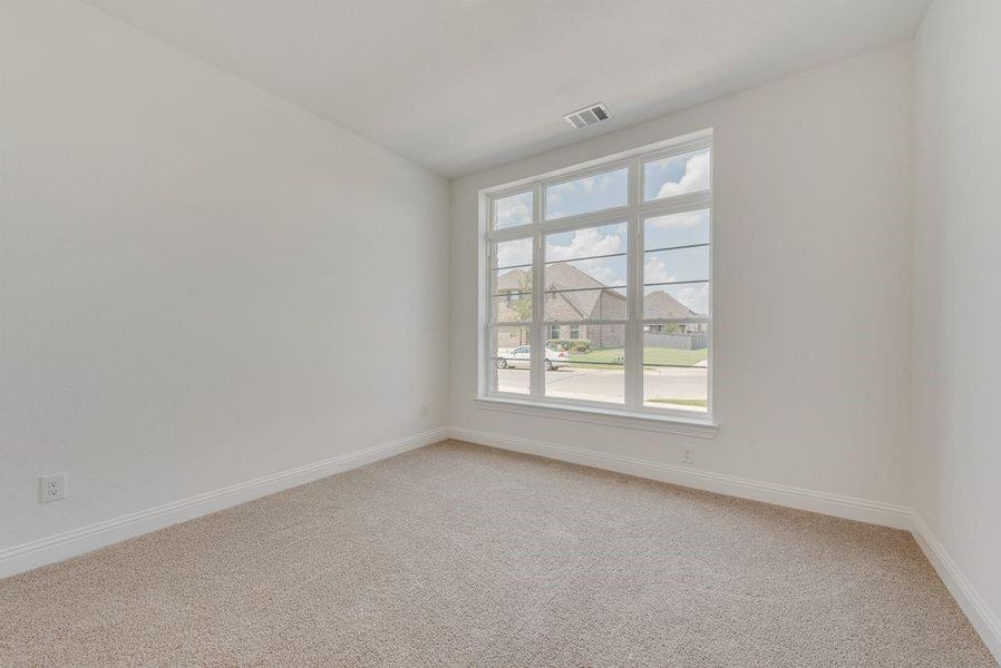 Spacious, unfurnished interior of a new home in Prairie Ridge, Venus (Image 24).