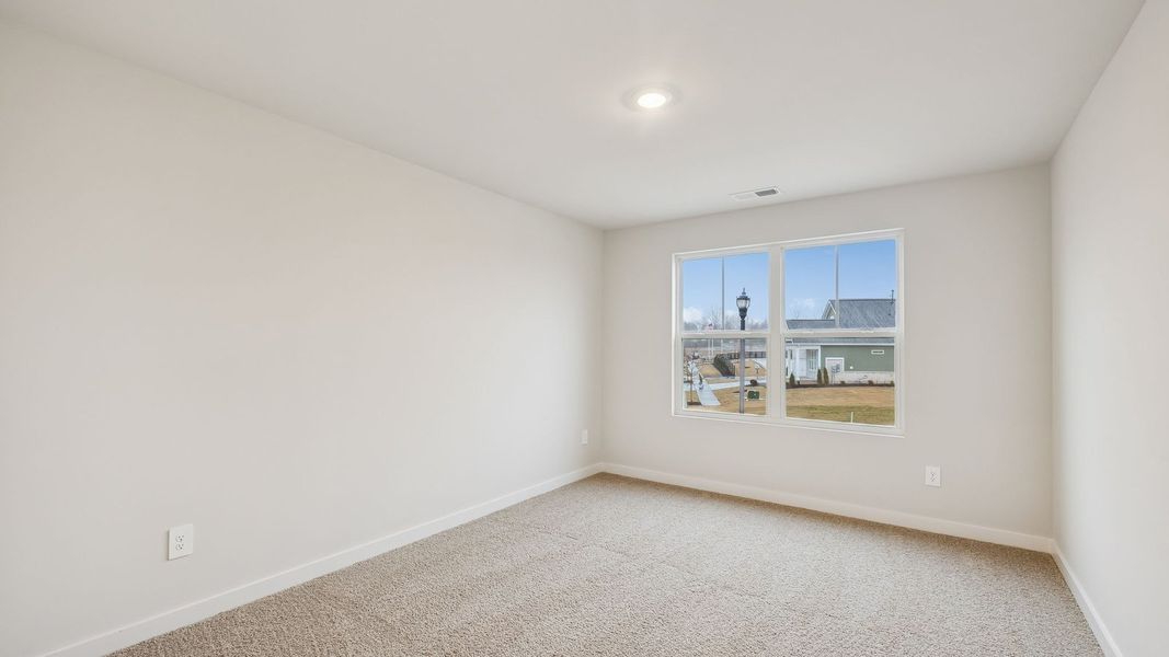 Representative unfurnished interior of a home built from the Dijon B by D.R. Horton in Harvest Point, Spring Hill (Image 43). Representative unfurnished interior of a home built from the Dijon B by D.R. Horton in Harvest Point, Spring Hill (Image 43).