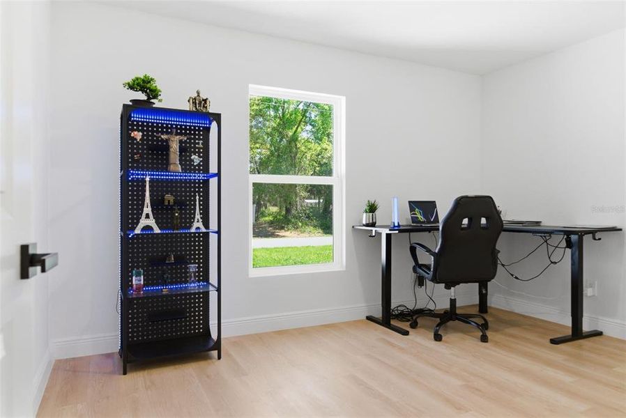 Furnished interior view inside a new home in , Port Charlotte (Image 15).