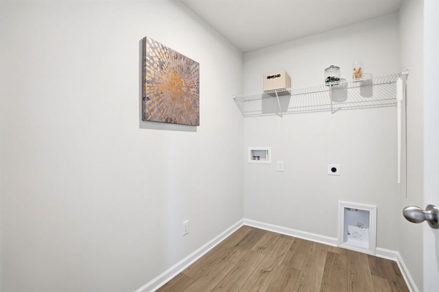 Spacious, unfurnished interior of a new home in Waxhaw Landing, Monroe (Image 24).