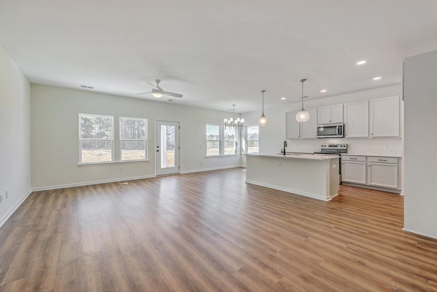 Spacious, unfurnished interior of a new home in , Holly Hill (Image 21).