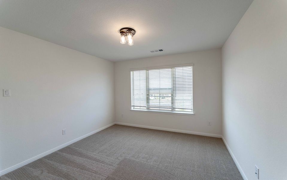 Spacious, unfurnished interior of a new home in Solterra, Mesquite (Image 20).