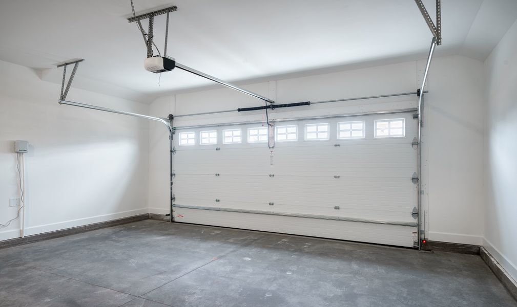 Image 48 representing the The McKee Manor by Cothran Homes in Holly Ridge, Greenville, SC. Image 48 representing the The McKee Manor by Cothran Homes in Holly Ridge, Greenville, SC.