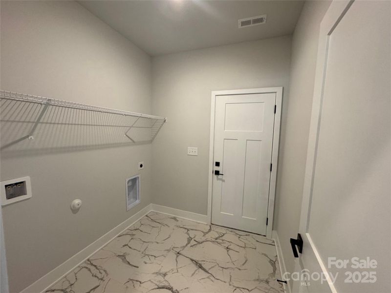 Image 8 of a home in Kerns Ridge.