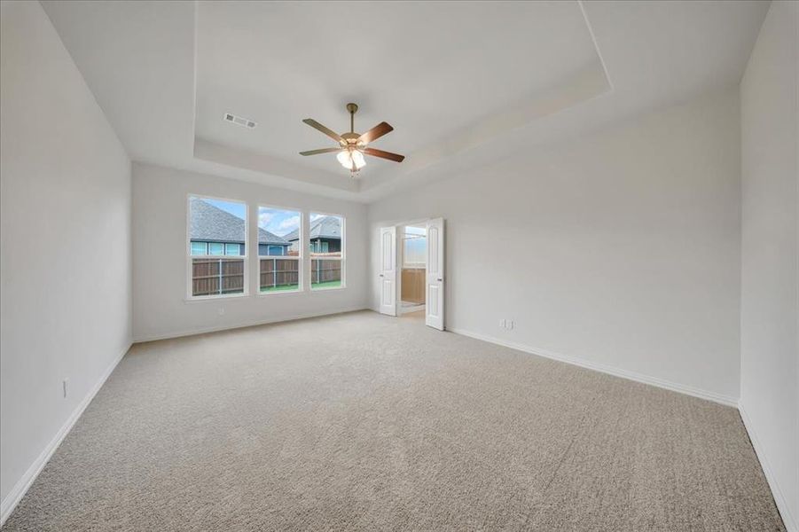Spacious, unfurnished interior of a new home in Liberty Pointe, Gainesville (Image 28).