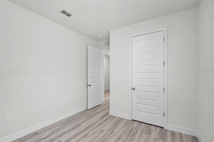 Spacious, unfurnished interior of a new home in , Lakeland (Image 24).