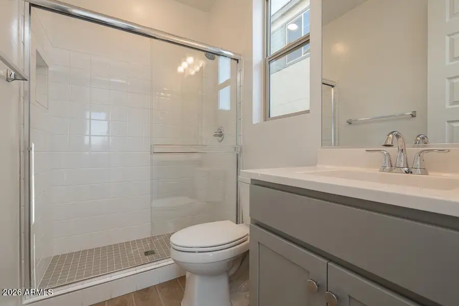 Tri Pointe Waterston Central 118 - Bathr