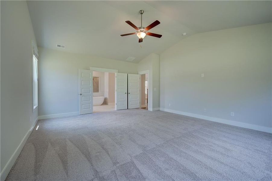 Spacious, unfurnished interior of a new home in , Senoia (Image 19).