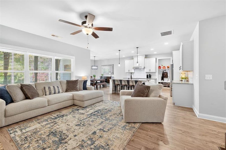 Furnished interior view inside a new home in Calgary Downs, Winder (Image 35). Furnished interior view inside a new home in Calgary Downs, Winder (Image 35).