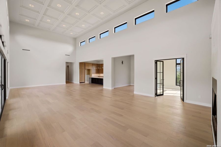 Spacious, unfurnished interior of a new home in , Boerne (Image 38).