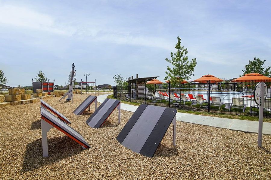 Community amenities in The Ridge at Northlake, Northlake (Image 34).