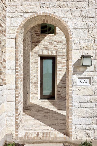 Exterior details and patio area of a home in Parmer Ranch, Georgetown (Image 3).