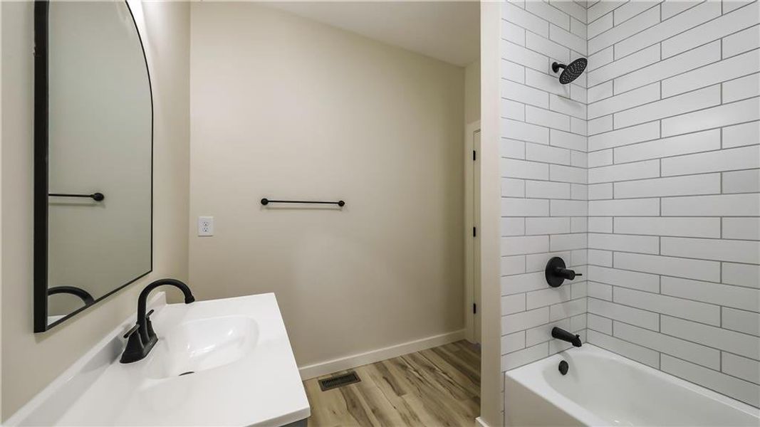 Image 49 of a home in .