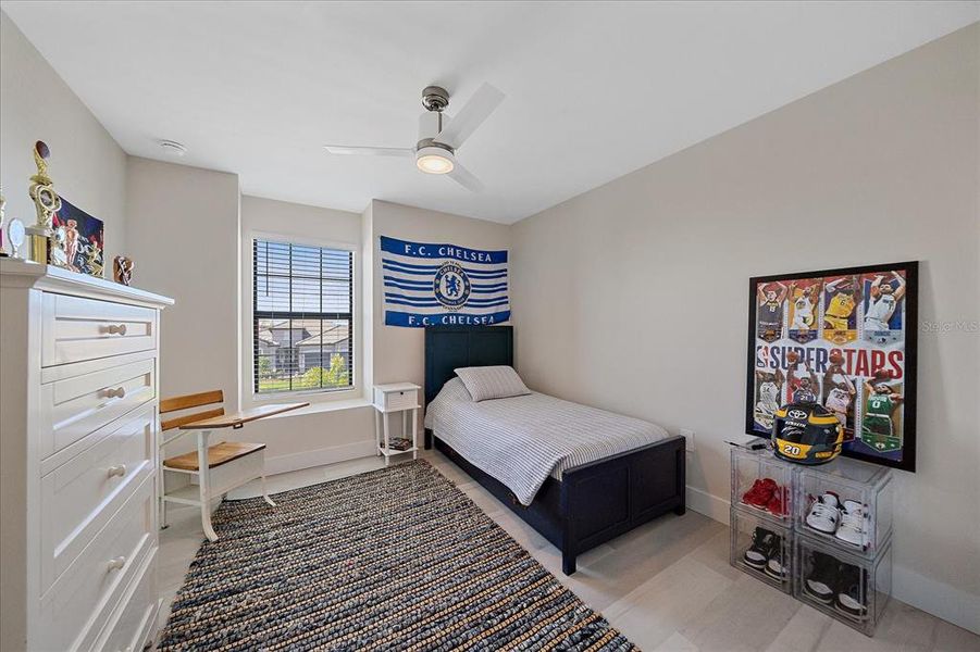Furnished interior view inside a new home in , Bradenton (Image 41).