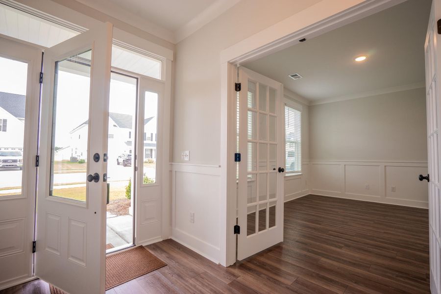 Image 52 of a home in Hewing Farms.