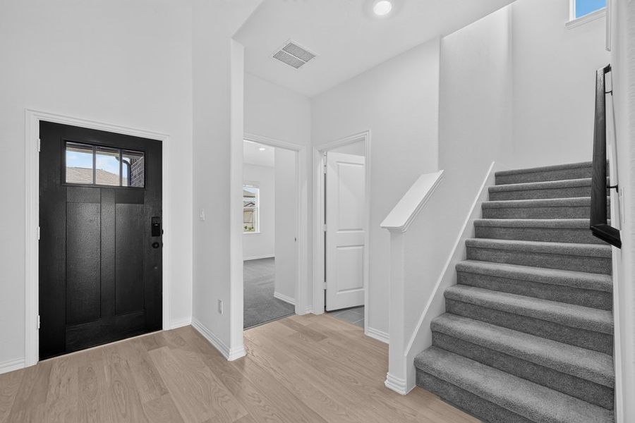 Spacious, unfurnished interior of a new home in Parks at Foster Crossing, Anna (Image 29). Spacious, unfurnished interior of a new home in Parks at Foster Crossing, Anna (Image 29).
