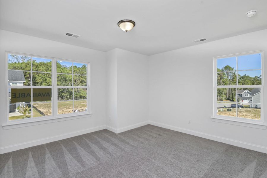 Spacious, unfurnished interior of a new home in Ashton Lakes, Lexington (Image 23).
