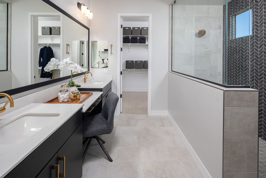 Representative furnished interior of a home built from the Poppy by Taylor Morrison in Verdin Discovery Collection, Phoenix (Image 14).