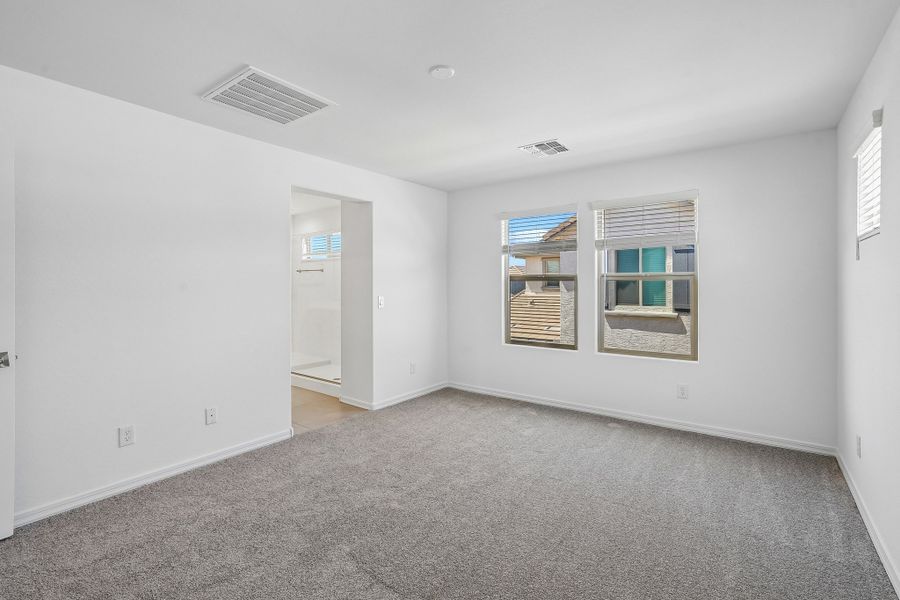 Spacious, unfurnished interior of a new home in Rancho Mercado, Surprise (Image 27).