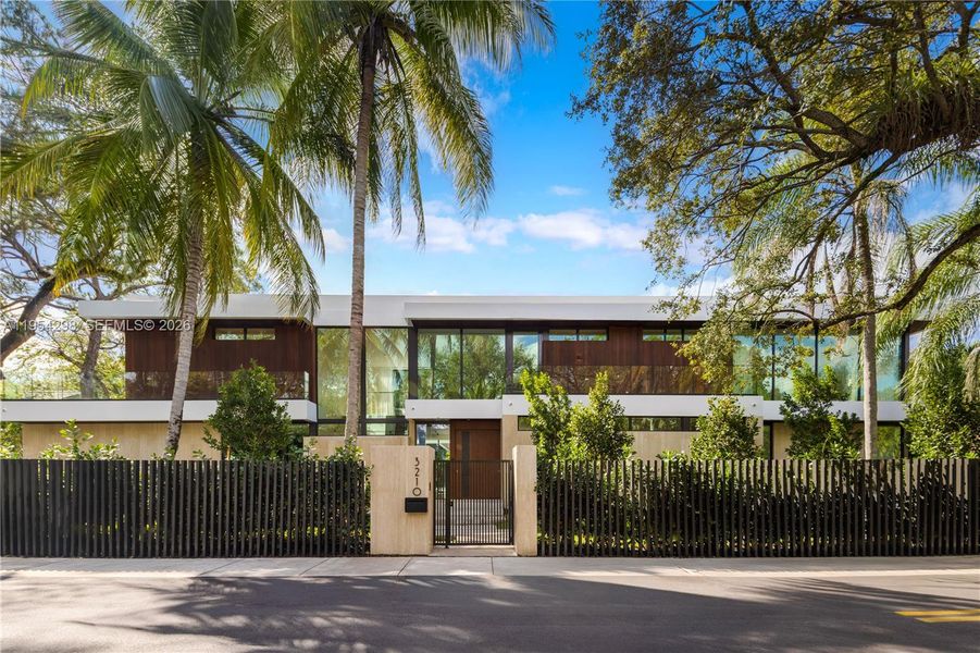 Image 27 of a home in .