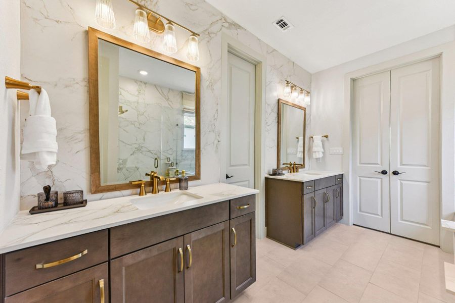 Furnished interior view inside a new home in Provence 70s, Austin (Image 16).