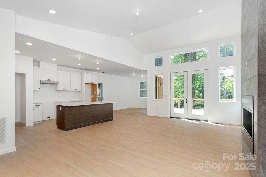 Spacious, unfurnished interior of a new home in , Flat Rock (Image 43).