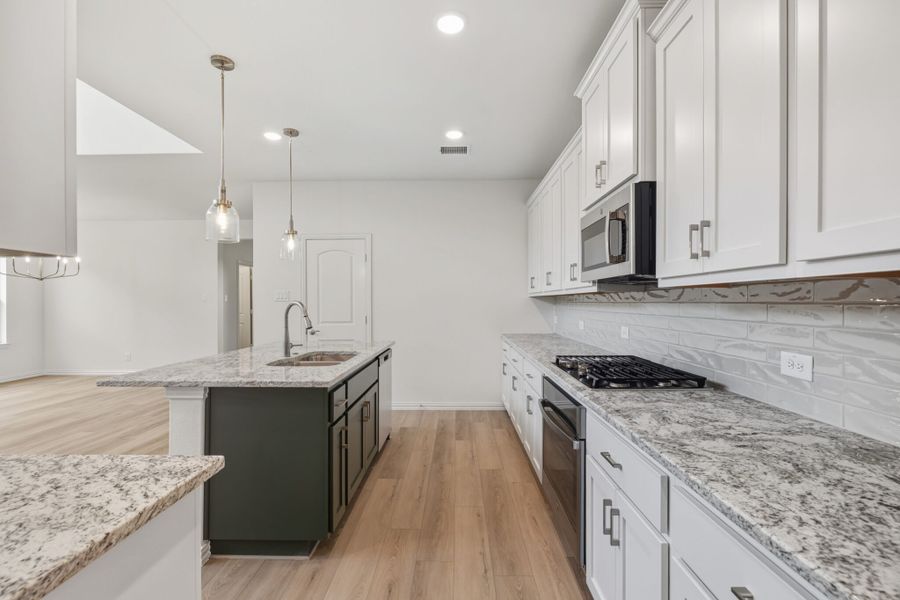 Furnished interior view inside a new home in Edgewater, Fate (Image 7).