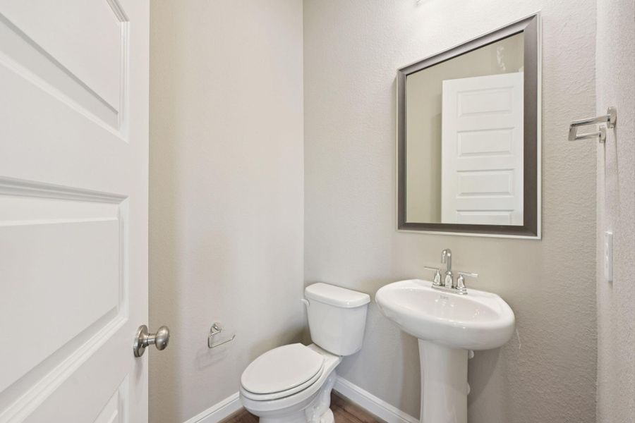 Furnished interior view inside a new home in Kemah Crossing - Luxe Series, Kemah (Image 20). Furnished interior view inside a new home in Kemah Crossing - Luxe Series, Kemah (Image 20).