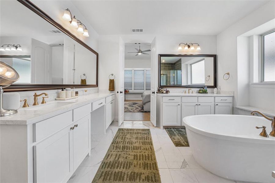 Furnished interior view inside a new home in , Irving (Image 21).