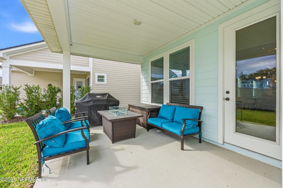 Exterior details and patio area of a home in , Ponte Vedra (Image 3).