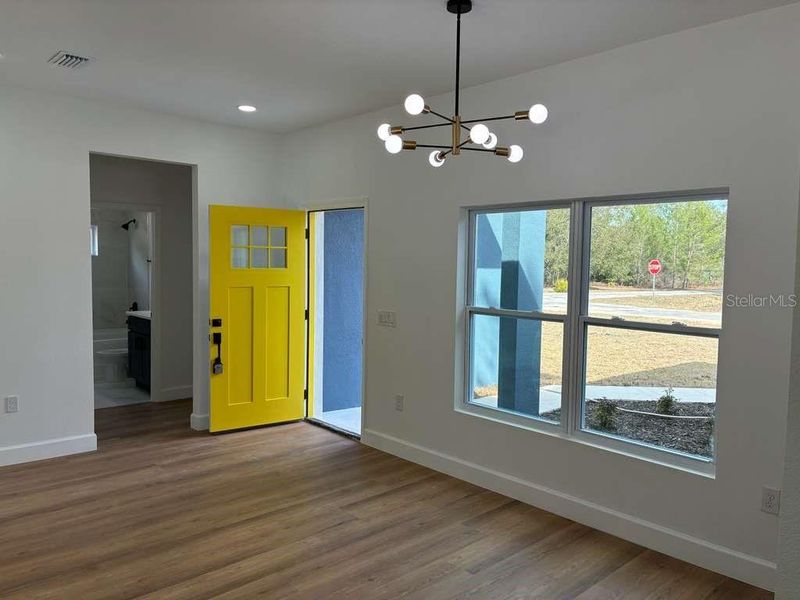 Spacious, unfurnished interior of a new home in , Ocklawaha (Image 18).
