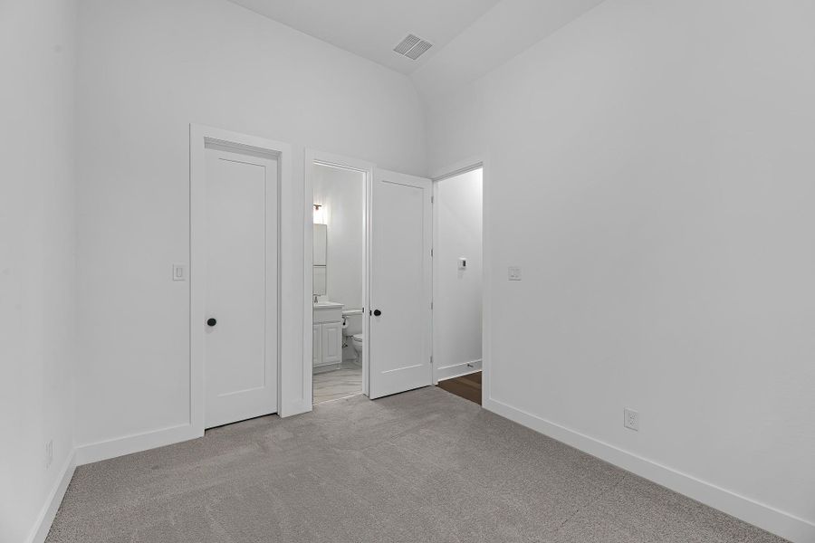 Guest bedroom #1 has its own ensuite bathroom! Guest bedroom #1 has its own ensuite bathroom!