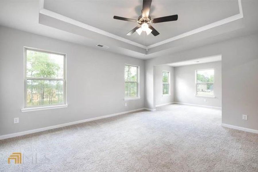 Spacious, unfurnished interior of a new home in The Gates at Pates Creek, Hampton (Image 16).