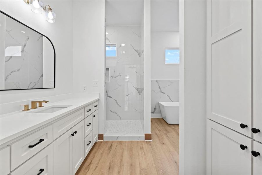 Furnished interior view inside a new home in , Tyler (Image 17).