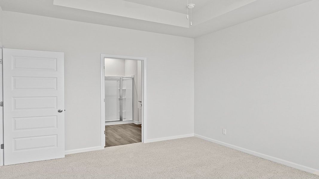 Spacious, unfurnished interior of a new home in Highland Hills, Graniteville (Image 24).