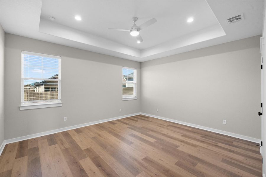 Spacious, unfurnished interior of a new home in , Bryan (Image 24).