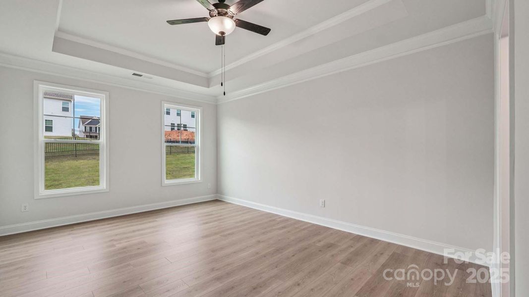 Spacious, unfurnished interior of a new home in Falls Cove, Troutman (Image 15).