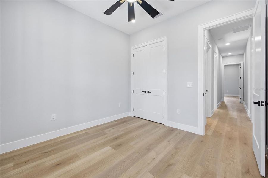 Spacious, unfurnished interior of a new home in , Dunnellon (Image 39). Spacious, unfurnished interior of a new home in , Dunnellon (Image 39).