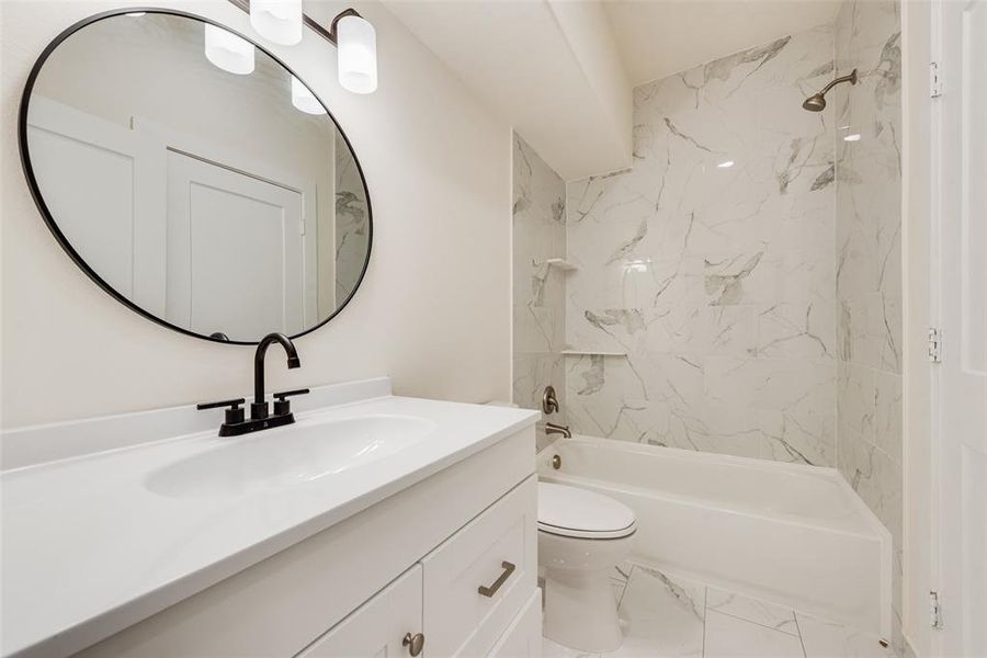 Furnished interior view inside a new home in , Dallas (Image 8).