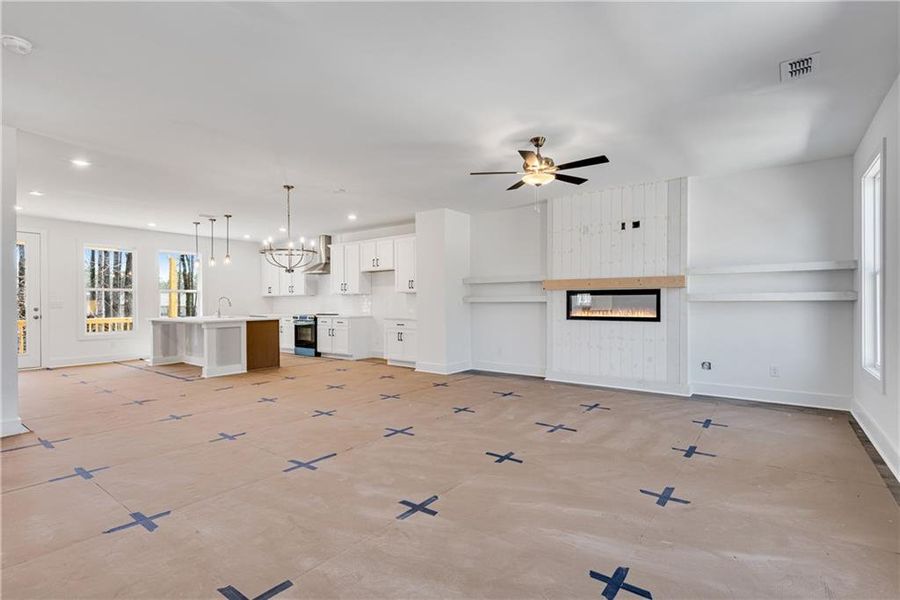 Image 21 of a home in .