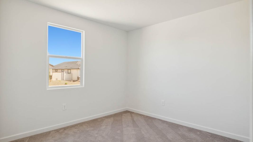 Spacious, unfurnished interior of a new home in Entrada Del Oro, Gold Canyon (Image 17). Spacious, unfurnished interior of a new home in Entrada Del Oro, Gold Canyon (Image 17).
