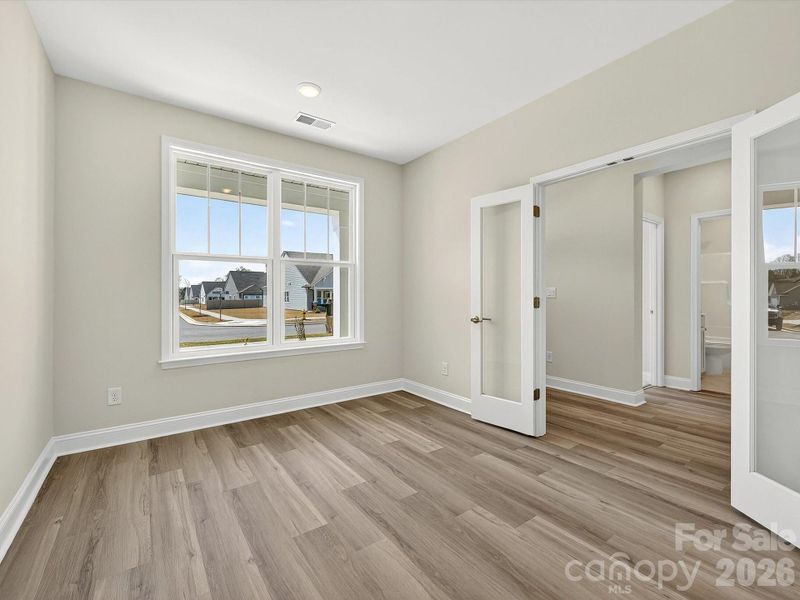 Spacious, unfurnished interior of a new home in Encore at Harmony, Harrisburg (Image 16).