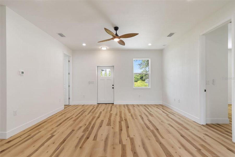 Spacious, unfurnished interior of a new home in , North Port (Image 41).