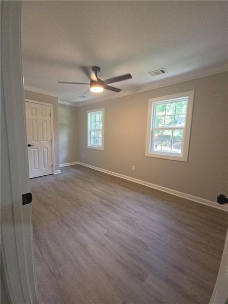 Spacious, unfurnished interior of a new home in , Conyers (Image 12).