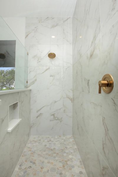 Benson Primary Bathroom